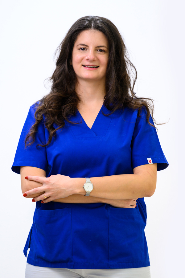 Dr. Maior Iulia