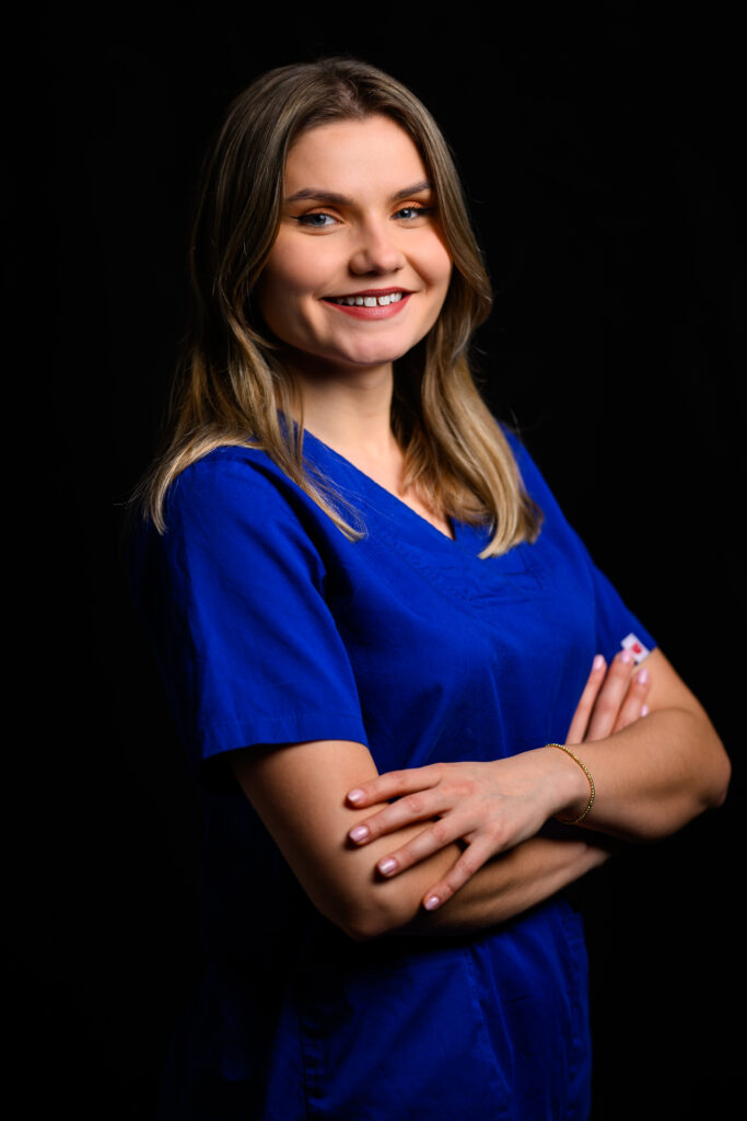 Dr. Bogdana Almășan · Family Dental Care Clinic, Cluj-Napoca